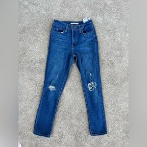 Bundle of Levis 710 high rise skinny size 28